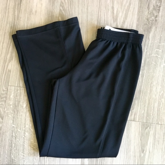 Under Armour Black Semi-fitted track pants - Picture 2 of 3